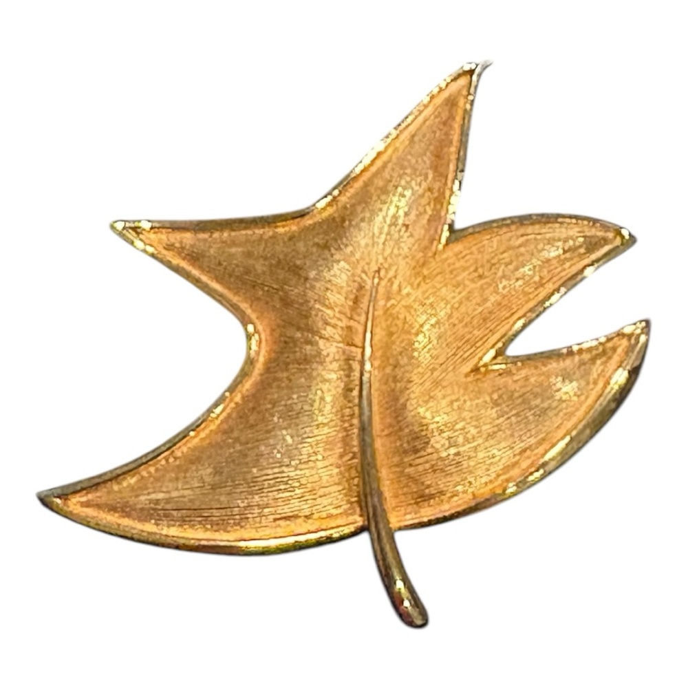 Alan J Modern Gold Tone Leaf Sweet Gum Textured Brooch Signed 1960's Vintage JB5
